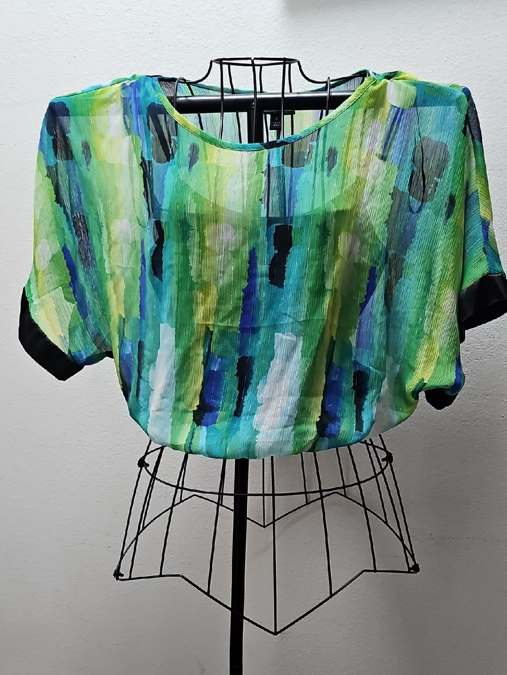 Bwear Green & Blue Watercolor Short Sleeve Blouse